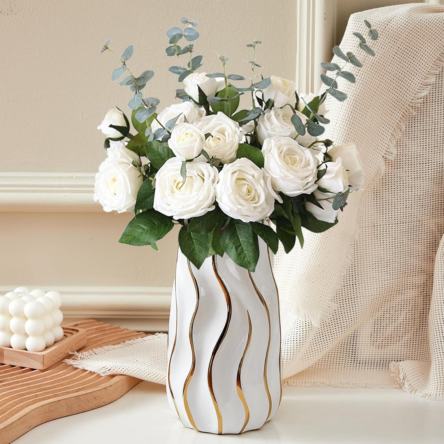 Vertical Gold Stripe Ceramic Flower Vase