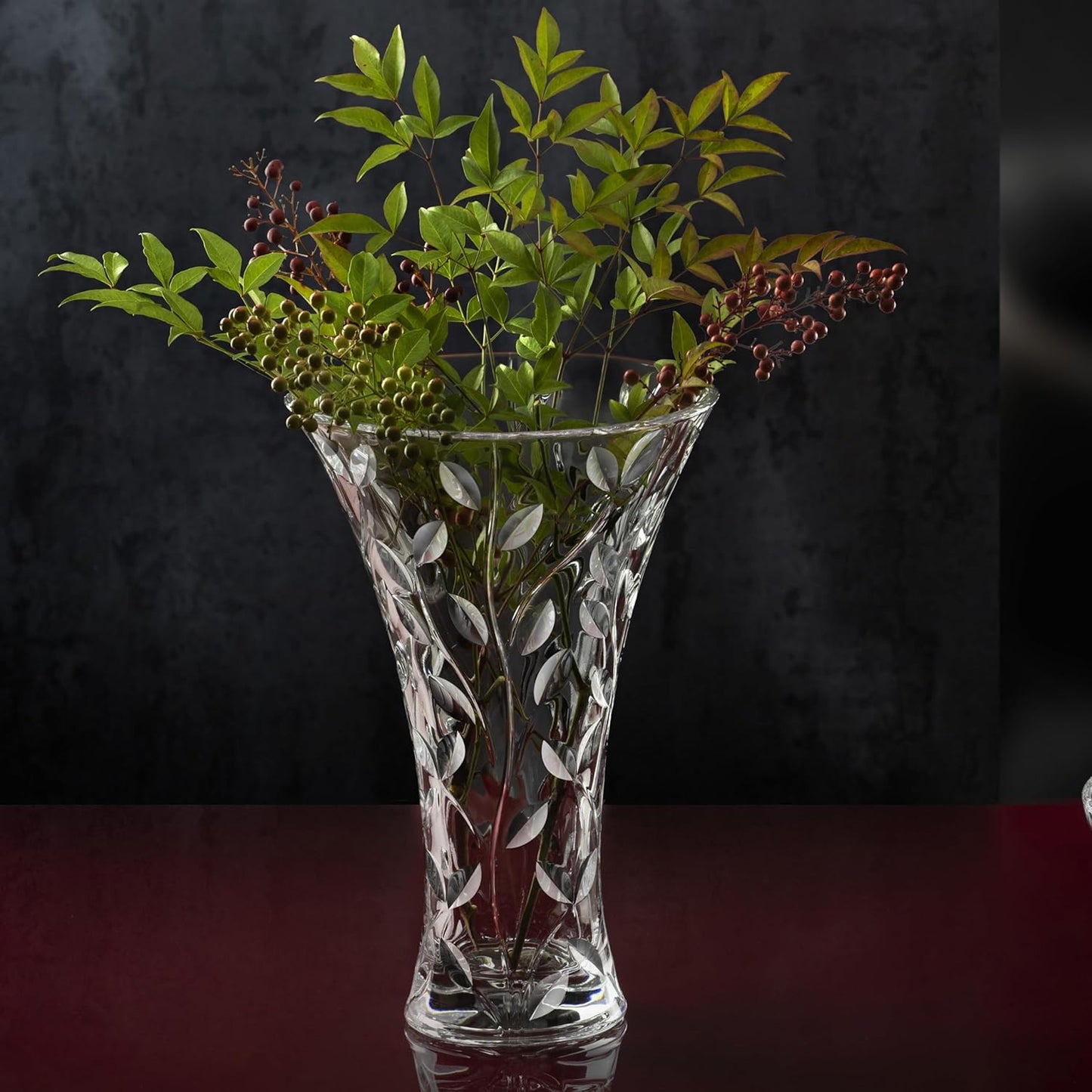 Crystal Laurus Vase