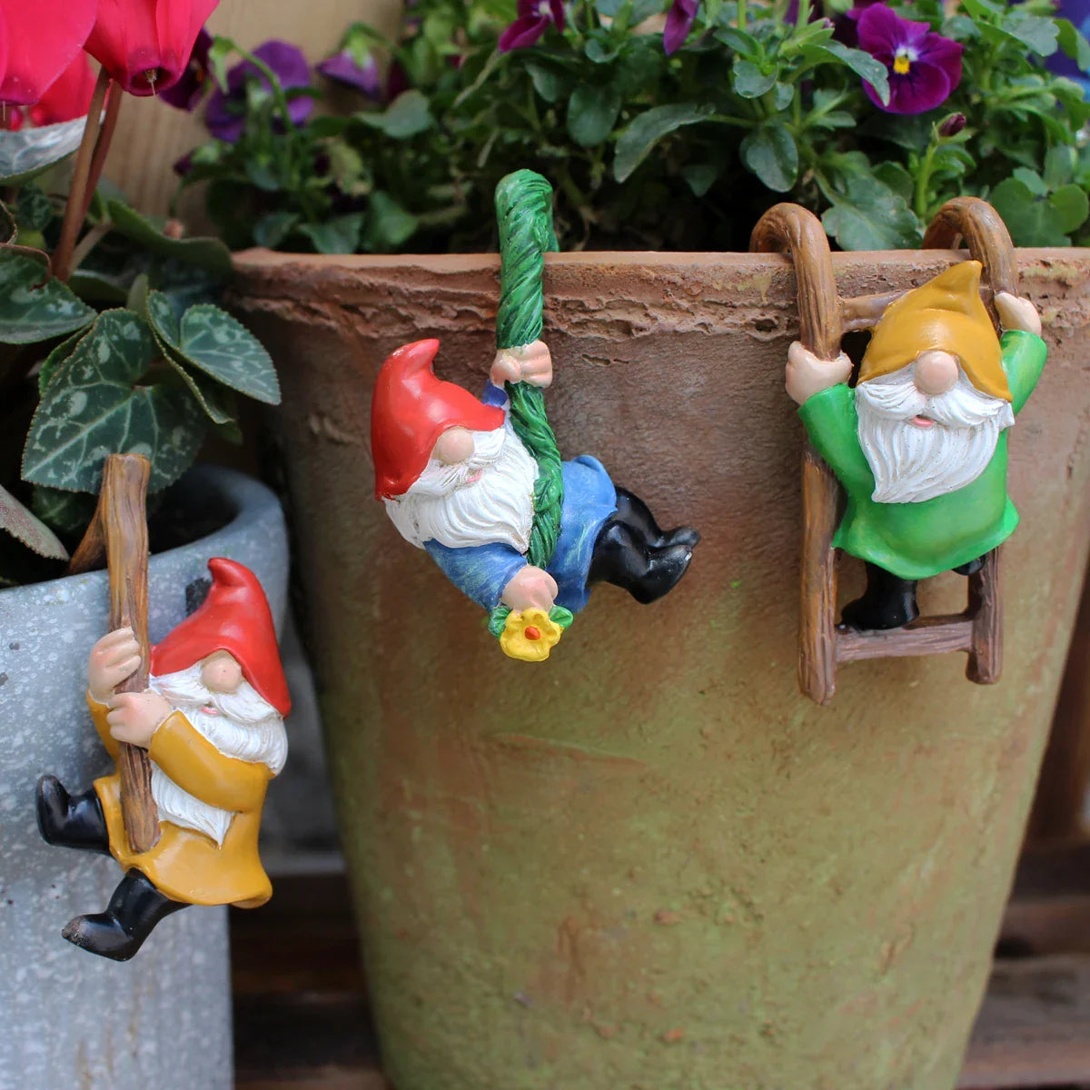 Cute Resin Garden Gnome Statue Set