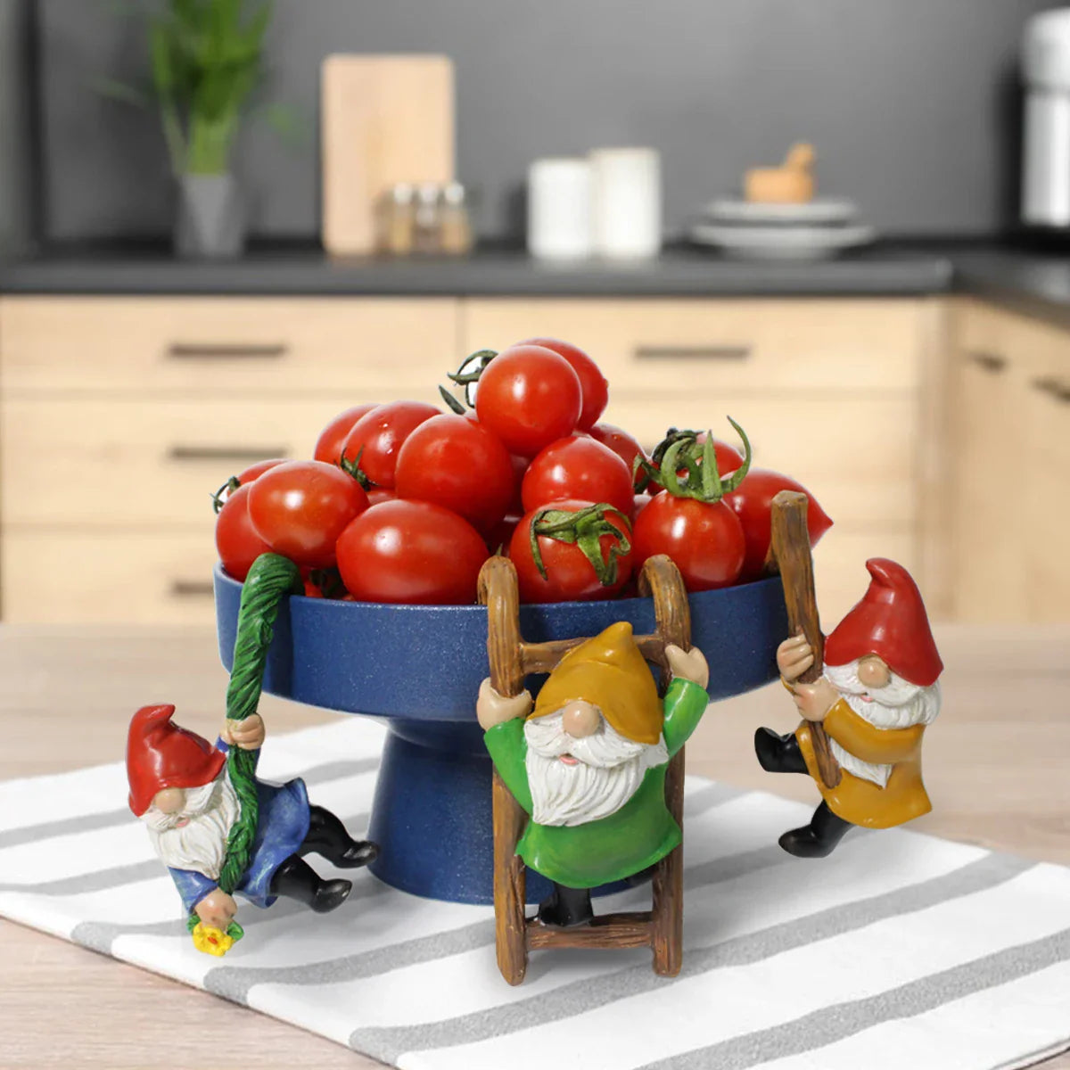 Cute Resin Garden Gnome Statue Set