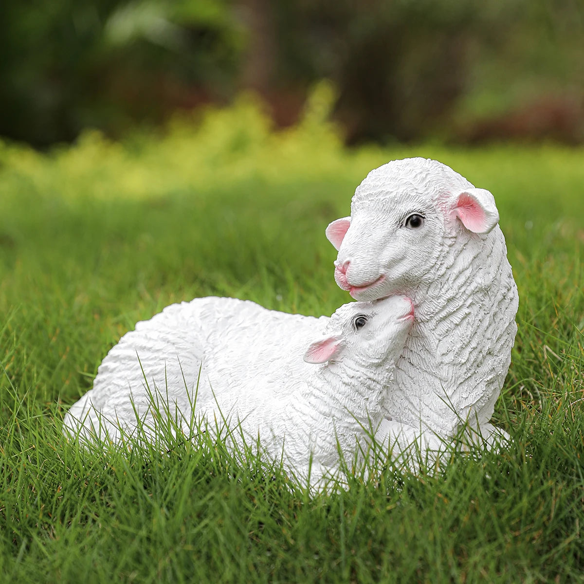 Cute Resin White Lamb Lawn Sculpture