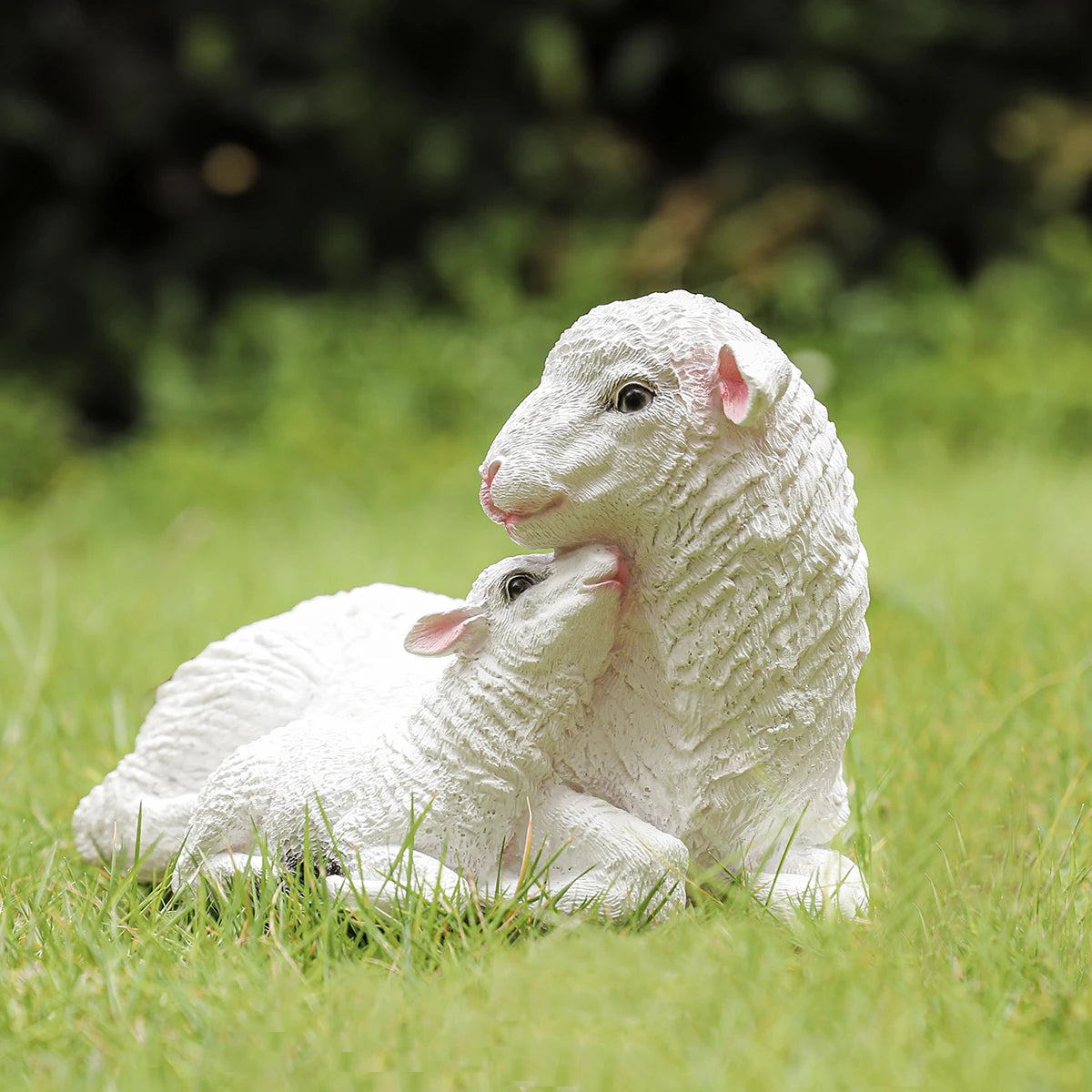 Cute Resin White Lamb Lawn Sculpture