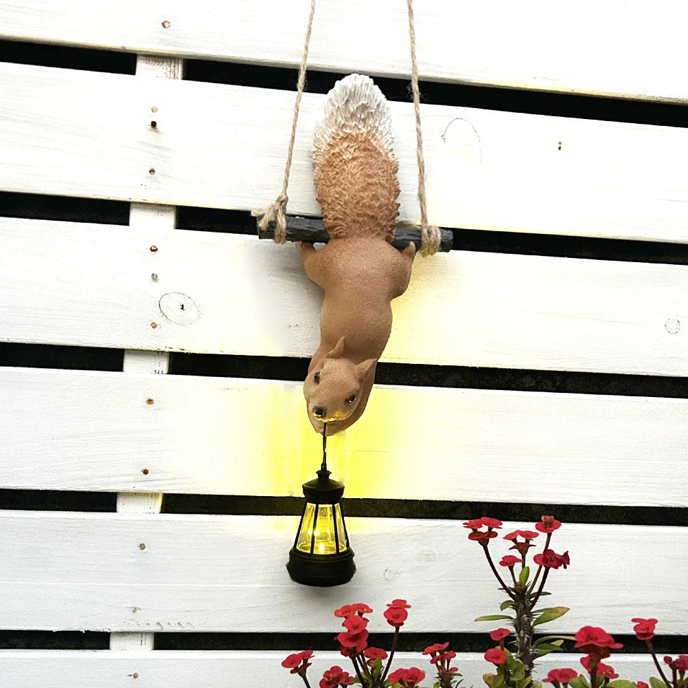 Garden Squirrel Solar Lamp Statue