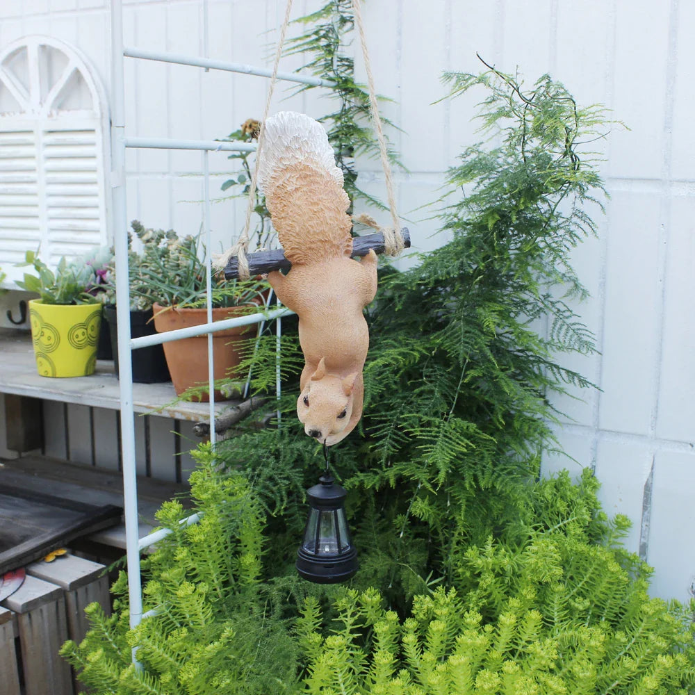 Garden Squirrel Solar Lamp Statue