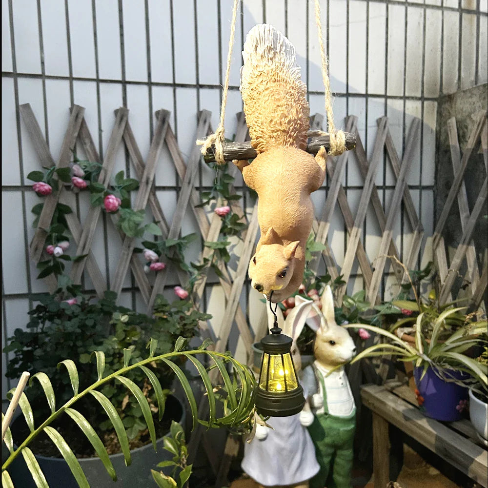 Garden Squirrel Solar Lamp Statue