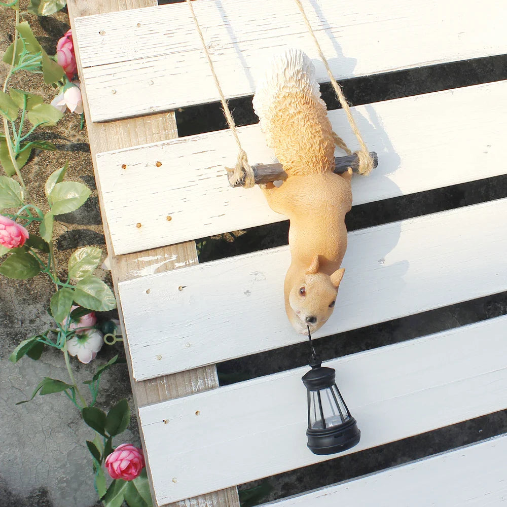 Garden Squirrel Solar Lamp Statue