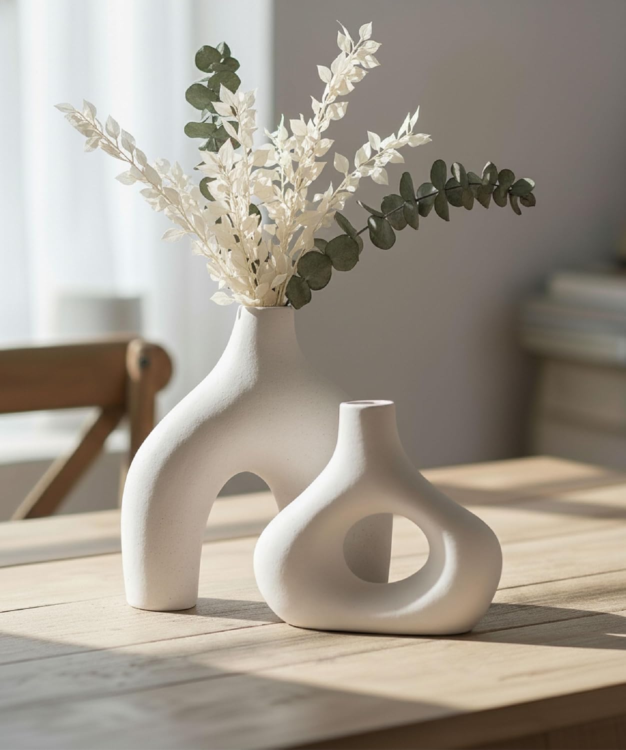 Minimalist Nordic Hollow Donut Vase Set