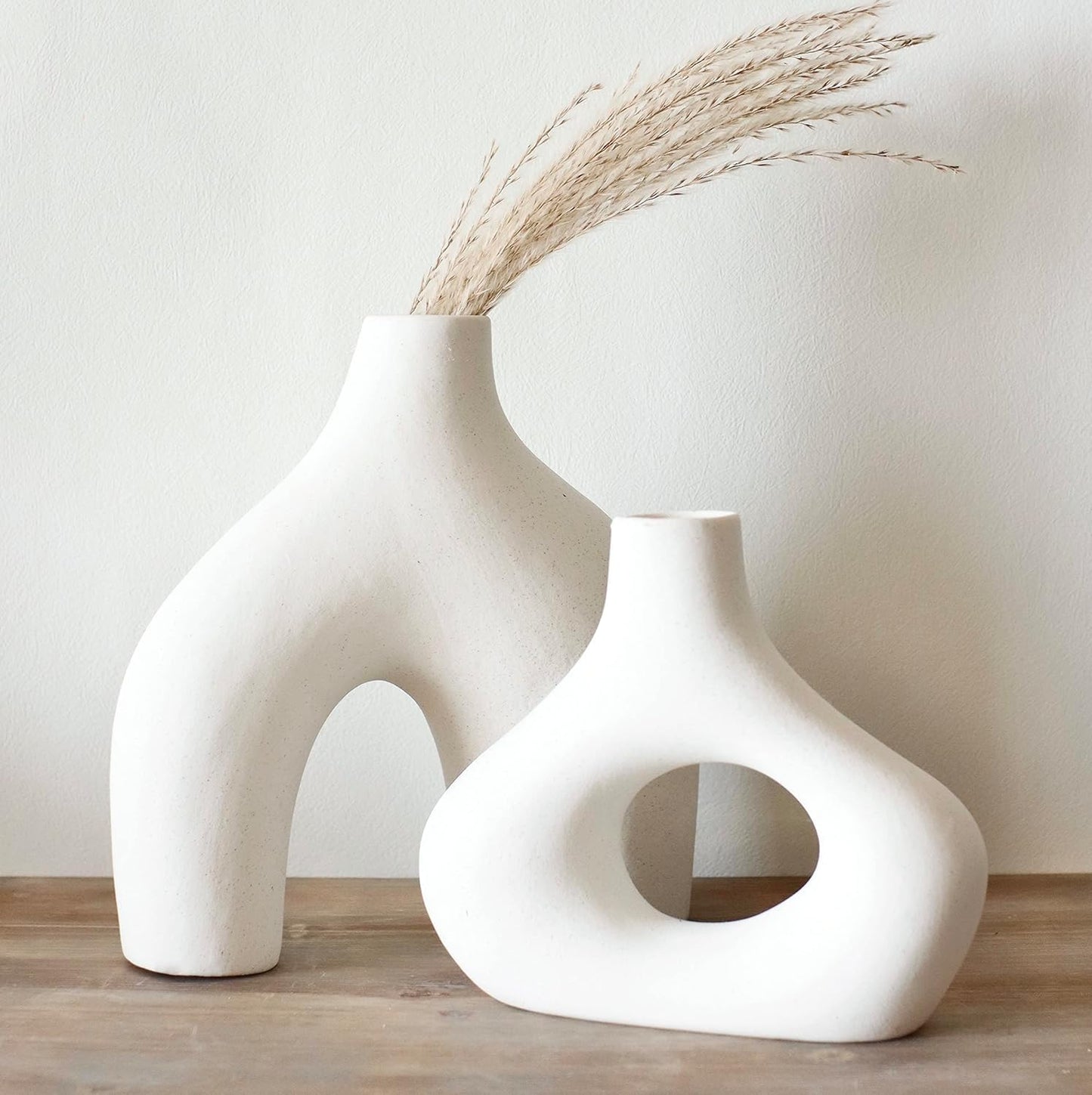 Minimalist Nordic Hollow Donut Vase Set