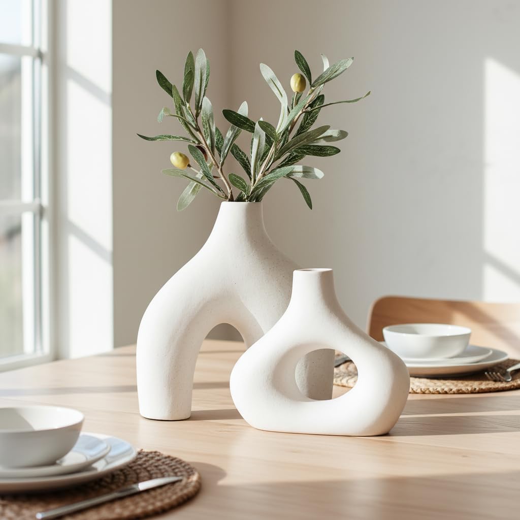 Minimalist Nordic Hollow Donut Vase Set