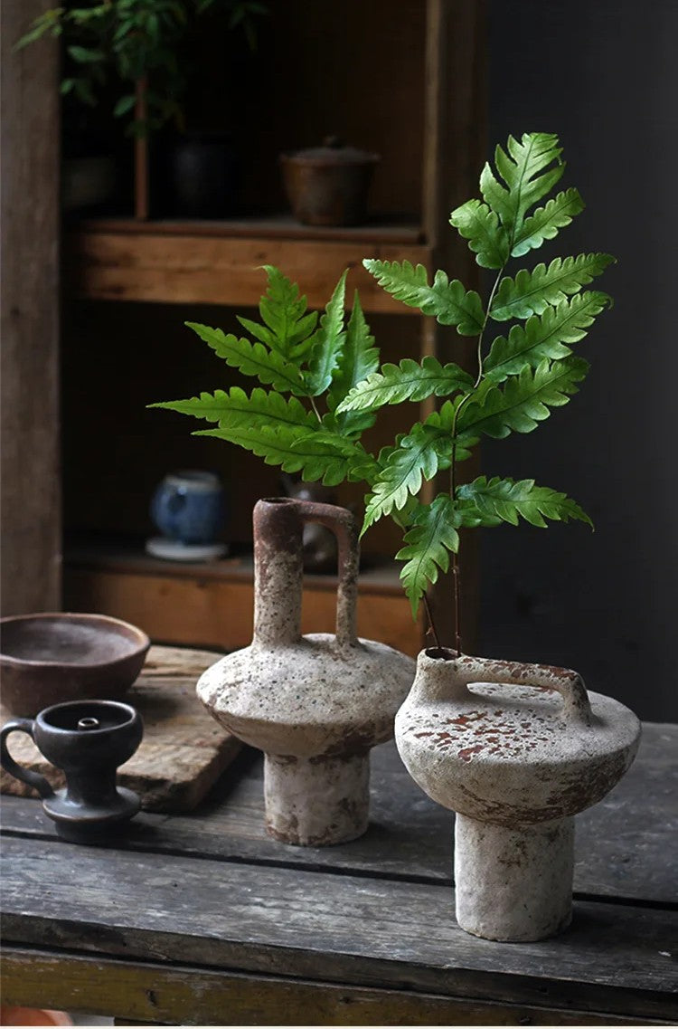 Rough Wabi-Sabi Pottery Vase
